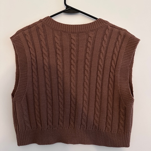 Sweater vest - Picture 4 of 5